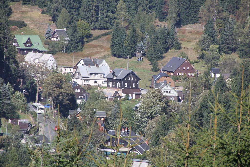 Ferienhaus Anno Dazumal, Wie Zu Oma'S Zeiten Apartman Klingenthal Szoba fotó