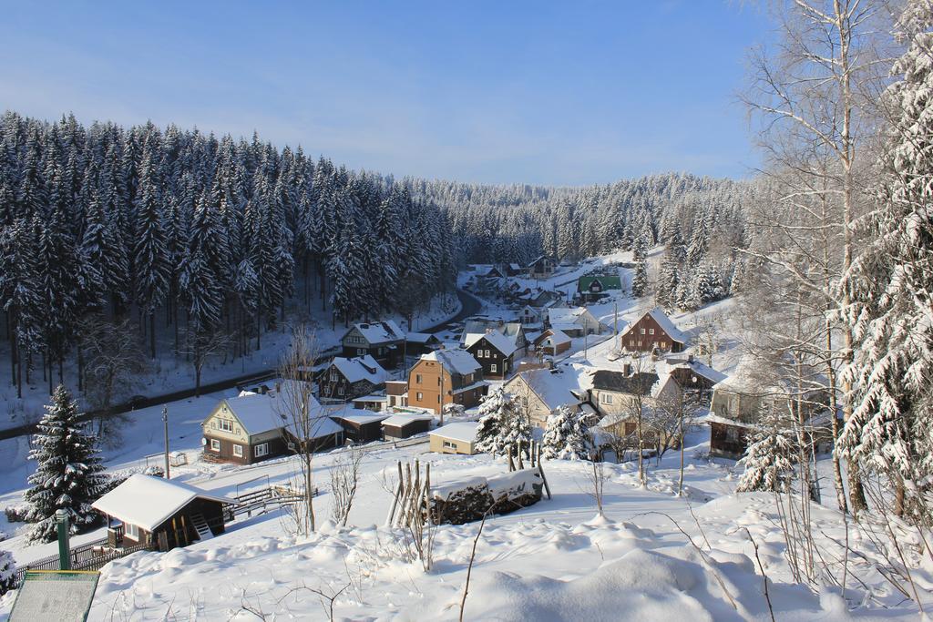 Ferienhaus Anno Dazumal, Wie Zu Oma'S Zeiten Apartman Klingenthal Szoba fotó