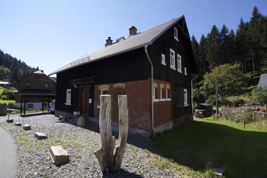 Ferienhaus Anno Dazumal, Wie Zu Oma'S Zeiten Apartman Klingenthal Kültér fotó